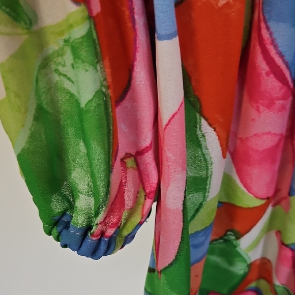 Colorful Abstract Women's Top - Picture 3 of 7